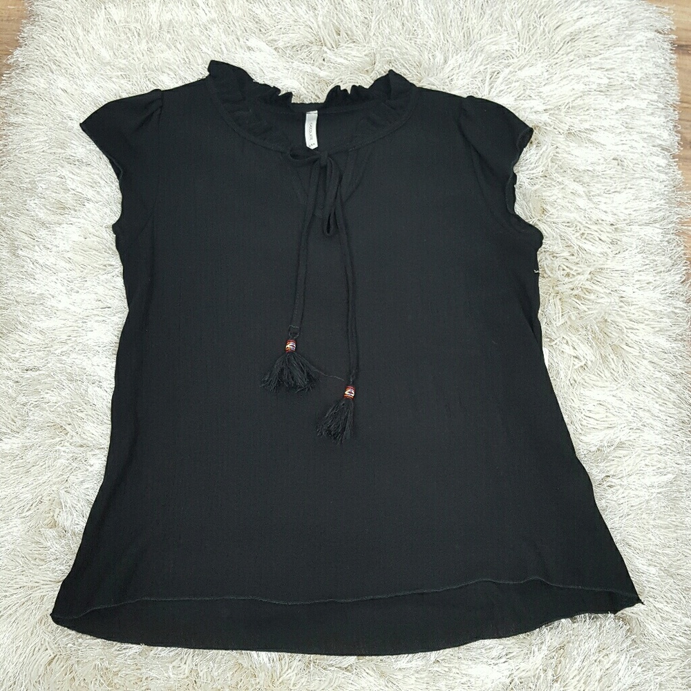 Women's Black top Size Small